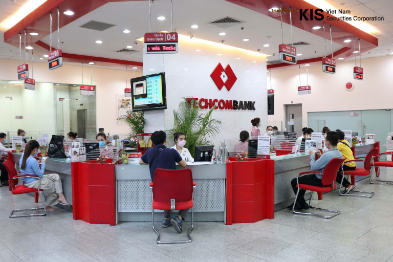 giá cổ phiếu techcombank